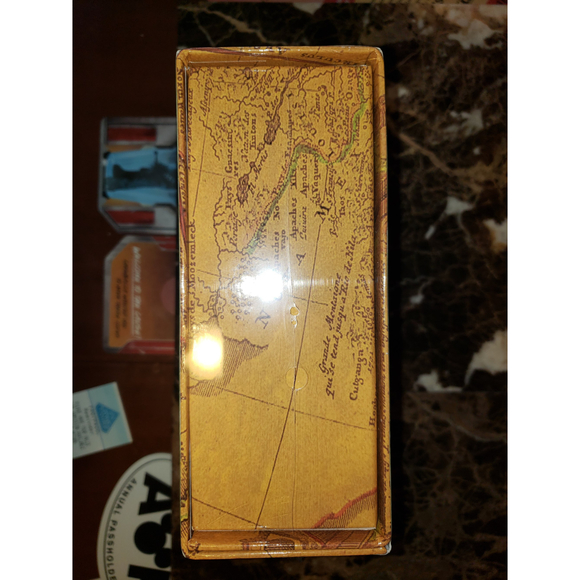 World Pieces 1000 Piece Dowdle Puzzle 19 by 26 inches - Picture 4 of 5